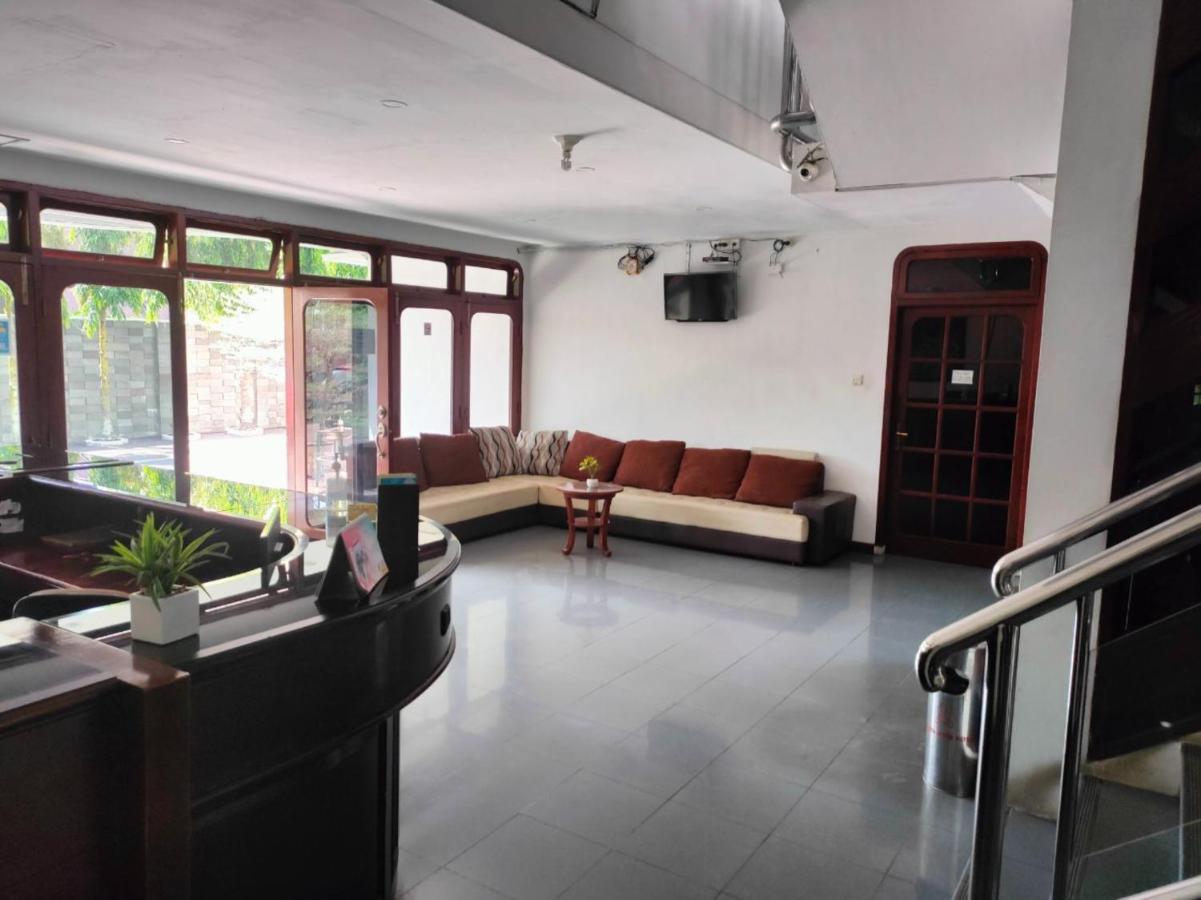 Wisma Hari Kota Medan Exteriör bild